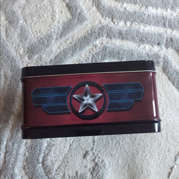 Captain America tin lunch box - Picture 6 of 7